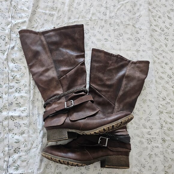 Boots - Picture 1 of 1